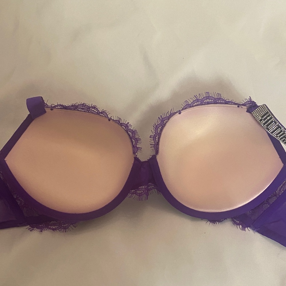 Victoria's Secret Vibrant Purple Lace Bra - Picture 5 of 7